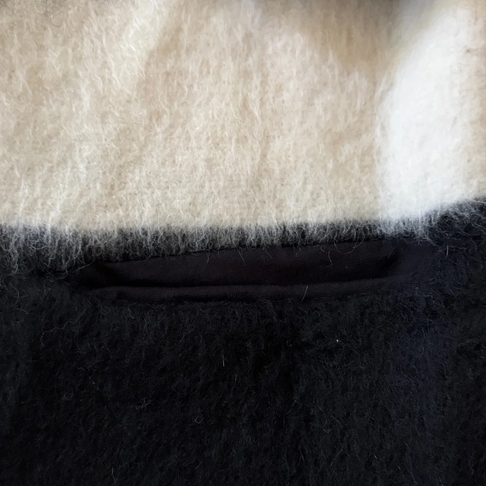 Girls of Dust Black and White Striped Cardigan XS NWT - Picture 4 of 10